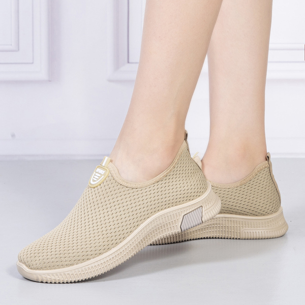 

Letter Graphic Mesh Slip On Running Shoes, Beige