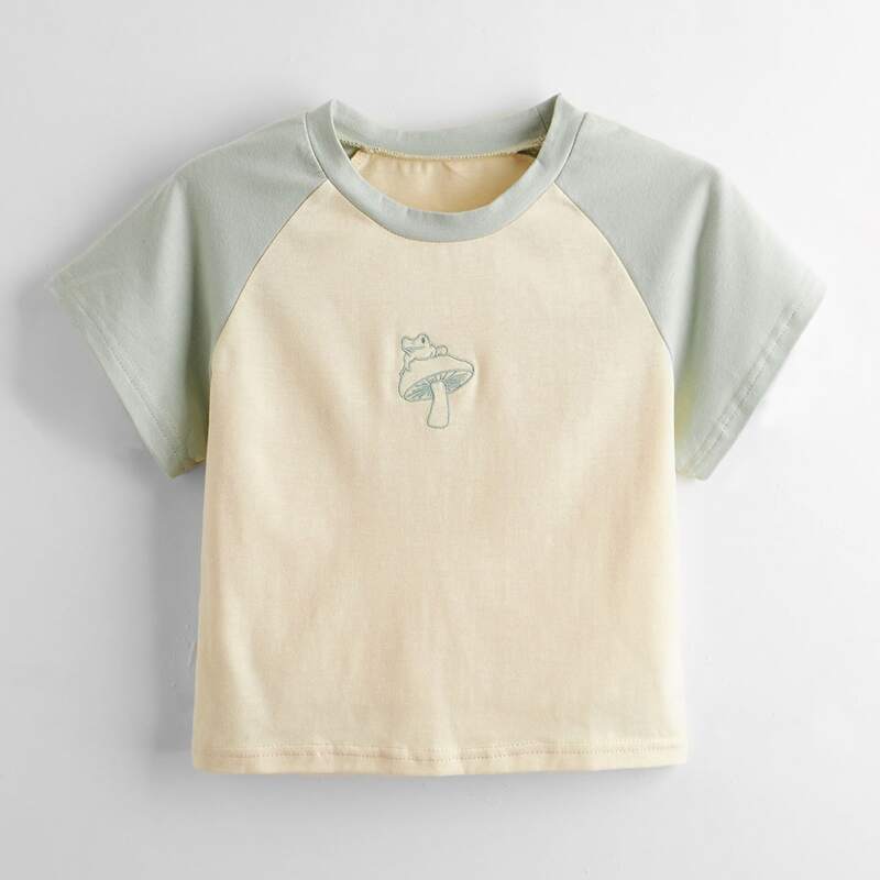 

Frog & Mushroom Embroidery Colorblock Tee, Multicolor