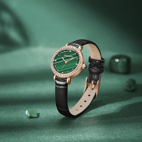

Rhinestone Decor Round Pointer Quartz Watch