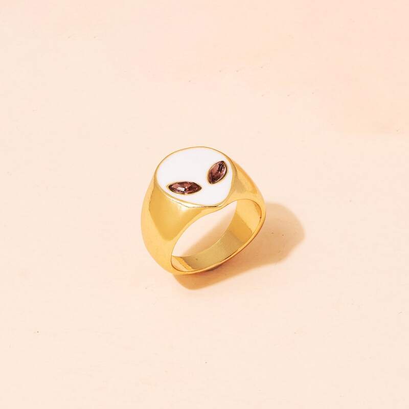 

Alien Decor Ring, White