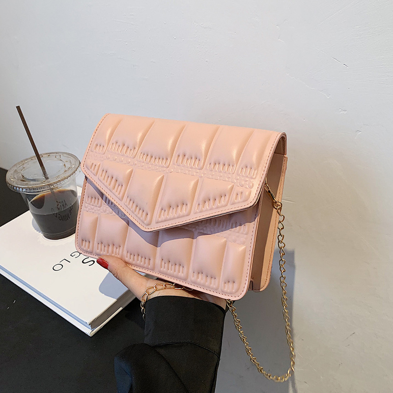 

Quilted Flap Chain Crossbody Bag, Pink