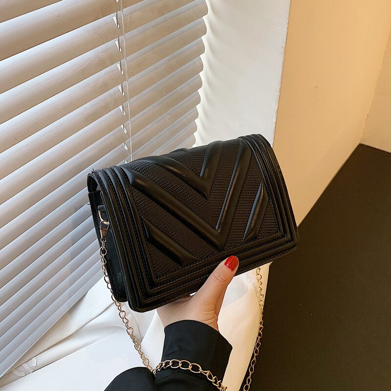 

Flap Chain Crossbody Bag, Black