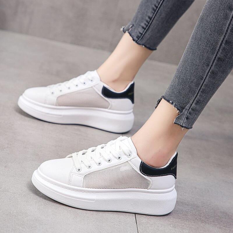 

Lace-up Front Skate Shoes, Black