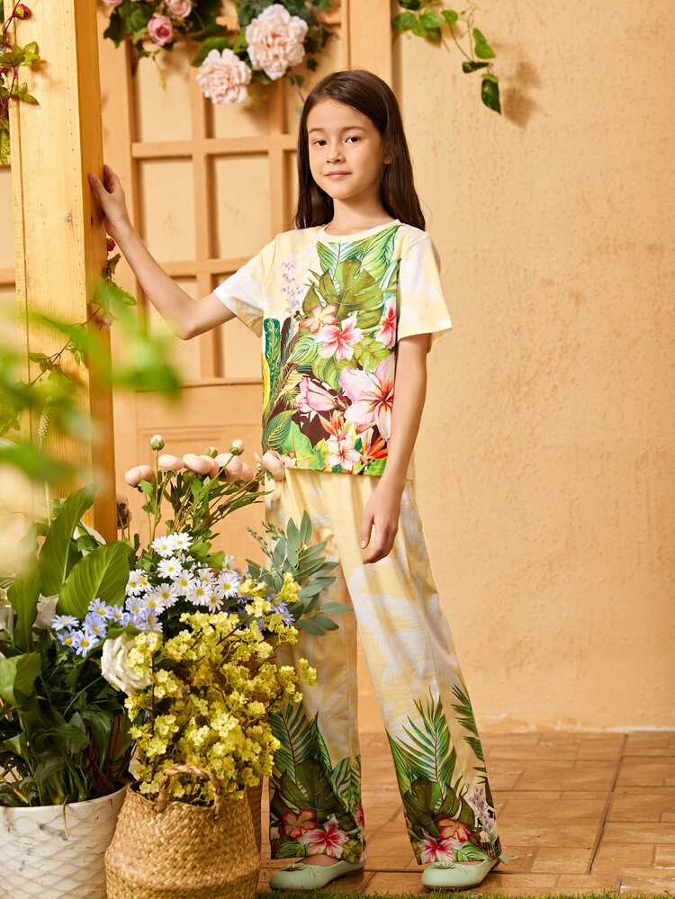 SHEIN 女孩熱帶圖案T恤和褲子套裝帶洋裝 - 彩色 - 查看 4