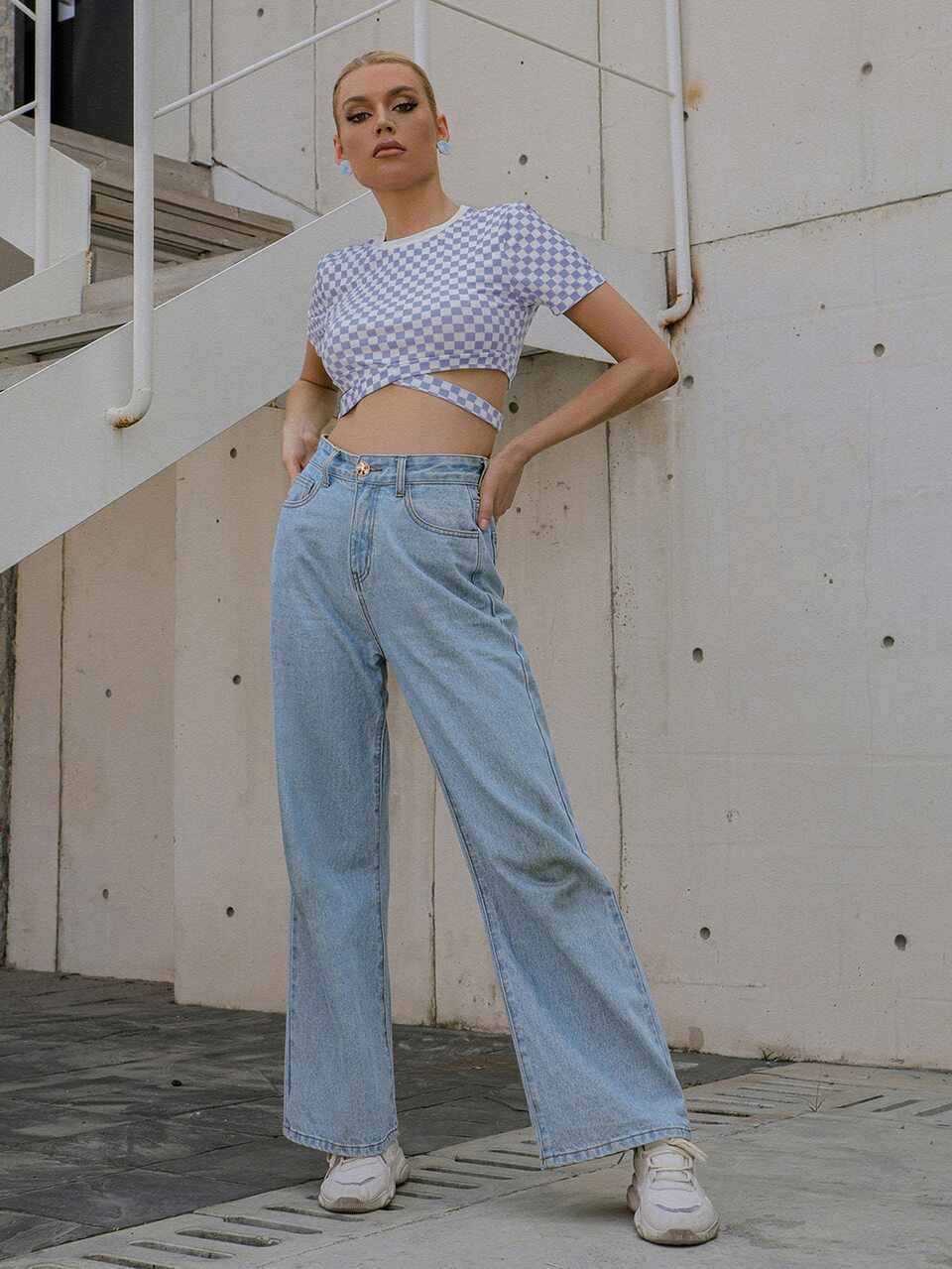 Cutout Hem Checked Crop Tee