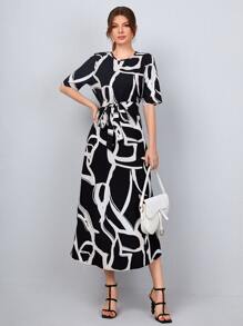 SHEIN Clasi 滿版圖案腰帶洋裝 - 黑色 - 查看 3
