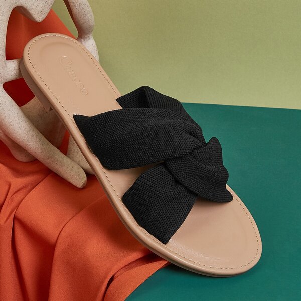 

Twist Design Slide Sandals, Black