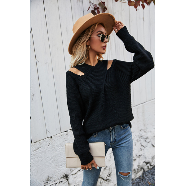 

Cut Out Criss Cross Neck Sweater, Black