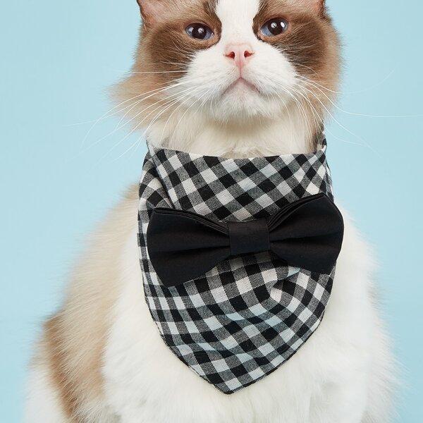 

Gingham Pattern Pet Bandana, Black and white