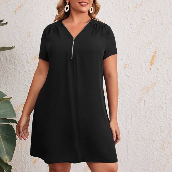

Plus Zipper Front Solid Dress, Black