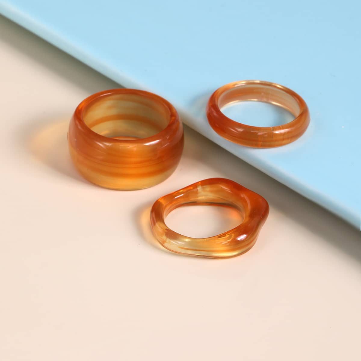 

3pcs Clear Resin Ring, Brown