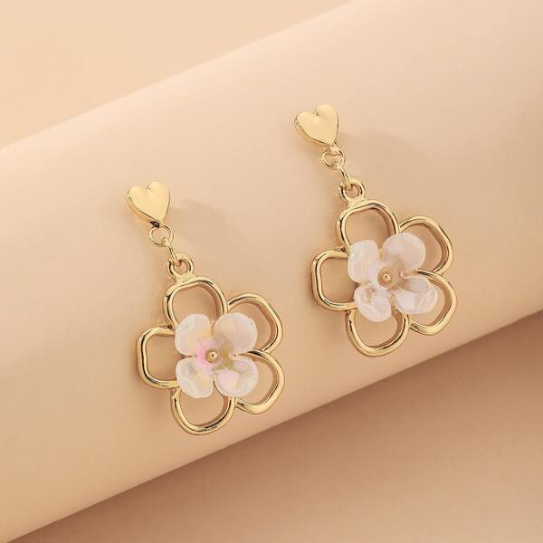 

Heart & Flower Design Drop Earrings, Gold