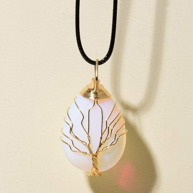 

Tree Design Pendant Necklace, White