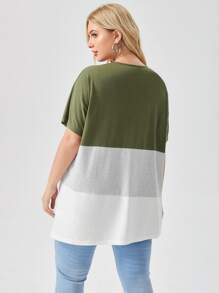 SHEIN LUNE 大碼蝙蝠袖拼色T恤 - 彩色 - 查看 2