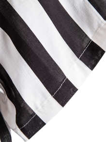Manfinity Homme Men Vertical Striped Urban Button Up Short Sleeve Shirt, For Husband - Black and White - View 3