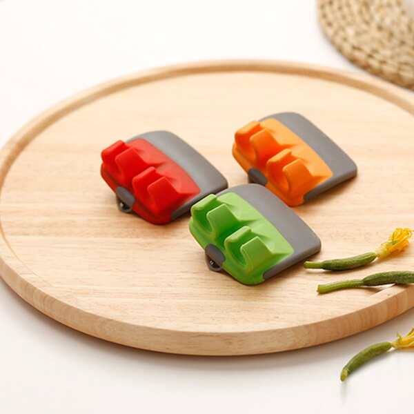 

1pc Random Color Finger Peeler, Multicolor