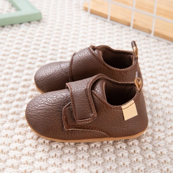 

Baby Boy Velcro Strap Flats, Coffee brown