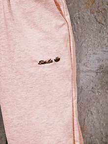 SHEIN EZwear Pantalones con bolsillo con bordado de letra - Rosa - Ver 3