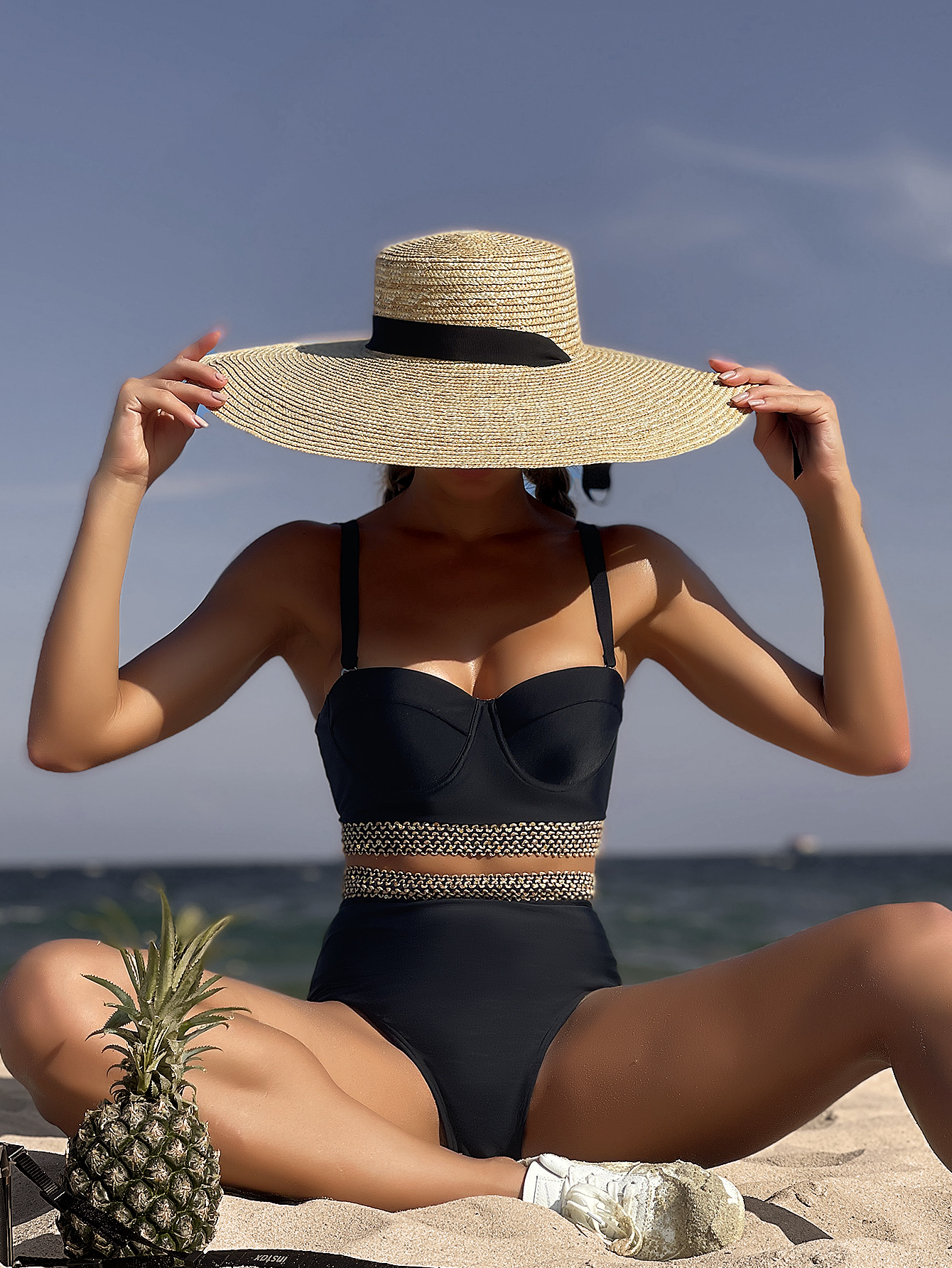 Push-up bikini met hoge taille en contrasterende bies