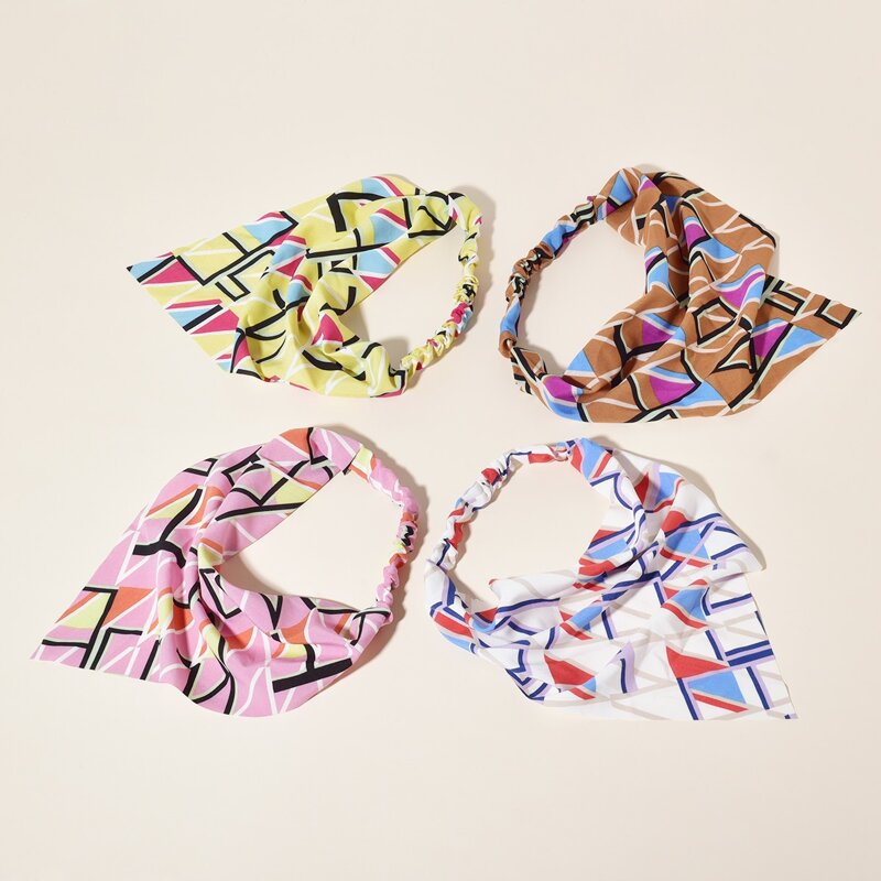 

4pcs Geo Graphic Kerchief, Multicolor