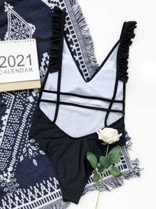 Ruffle Trim One-Piece Swimsuit, For Summer Beach Vacation - Black - View 2
