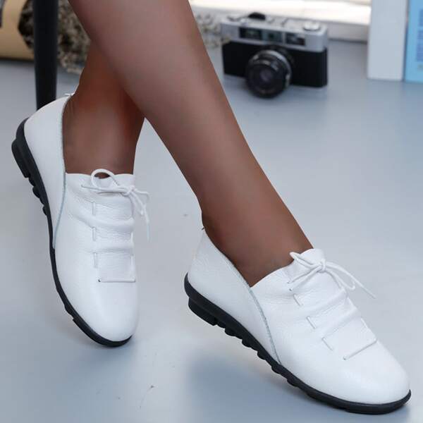 

Minimalist Lace Up Decor Leather Flats, White