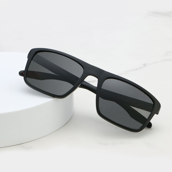 

Square Frame Polarized Sunglasses