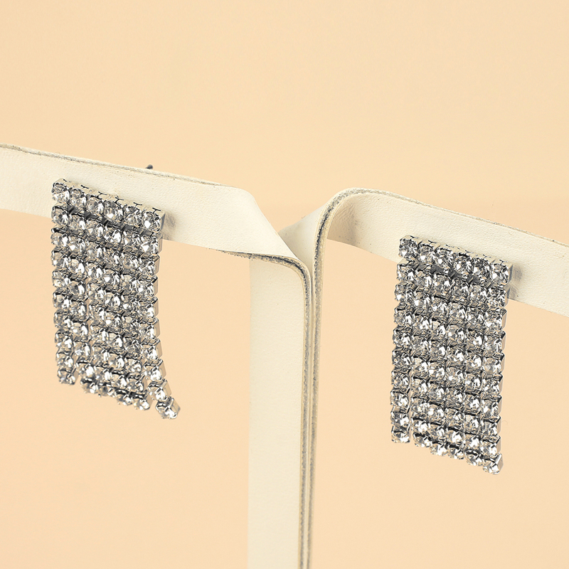 

Rhinestone Fringe Decor Earrings, Silver