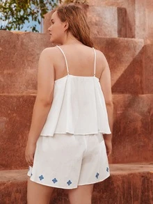 SHEIN Plus Embroidery Detail Cami Top & Shorts Set - White - View 2