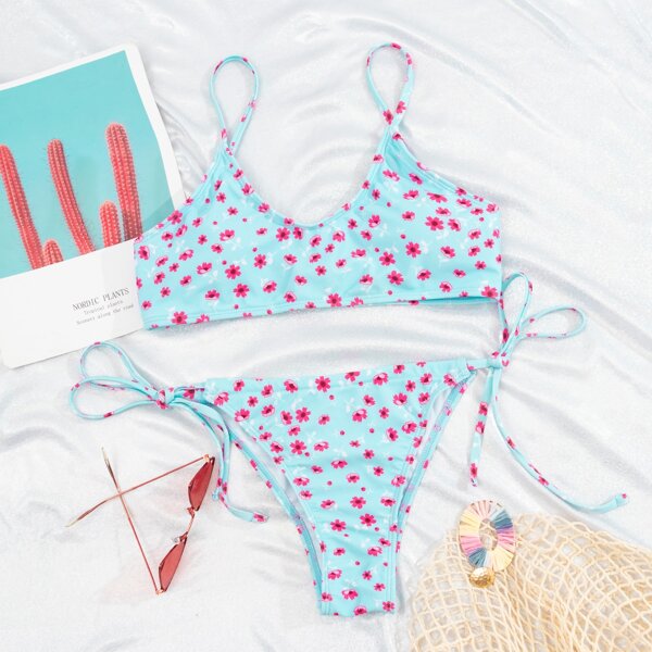 

Ditsy Floral Tie Side Bikini Swimsuit, Multicolor