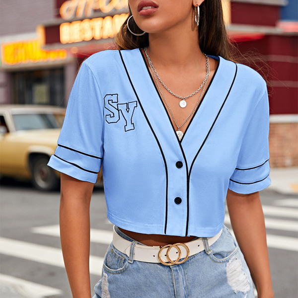 

Letter Pattern Contrast Piping Button Placket Top, Baby blue