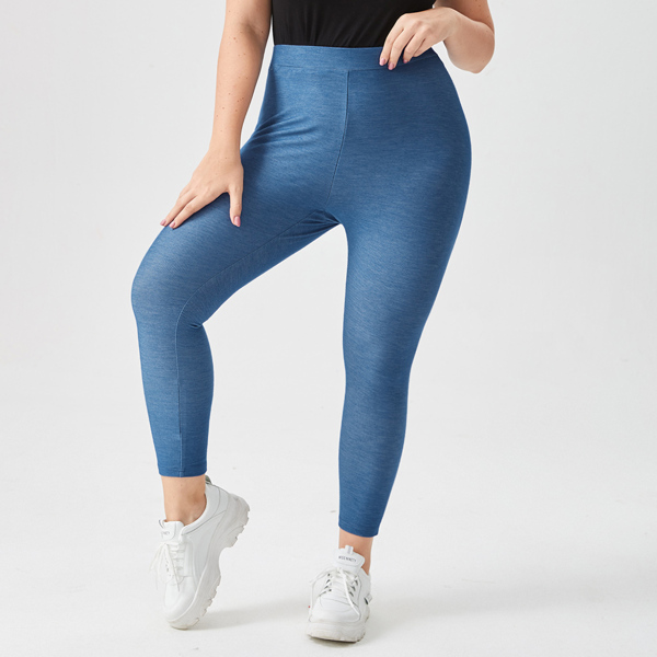

Plus Solid Crop Leggings, Blue