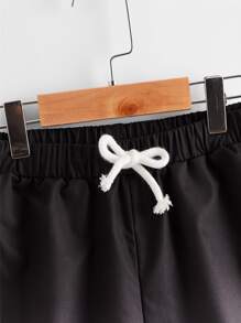 SHEIN 男孩結飾漸變色短褲