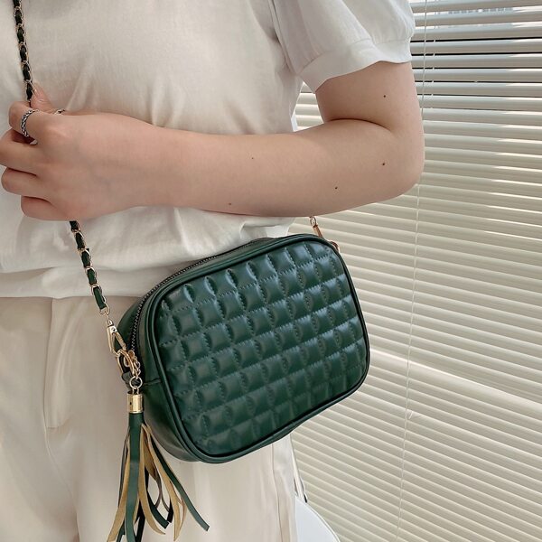 

Tassel Decor Quilted Crossbody Bag, Dark green