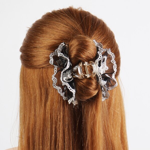 

Mesh Decor Hair Claw, Black and white