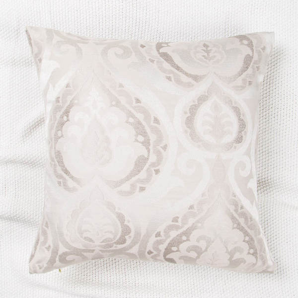 

Graphic Print Cushion Cover Without Filler, Multicolor