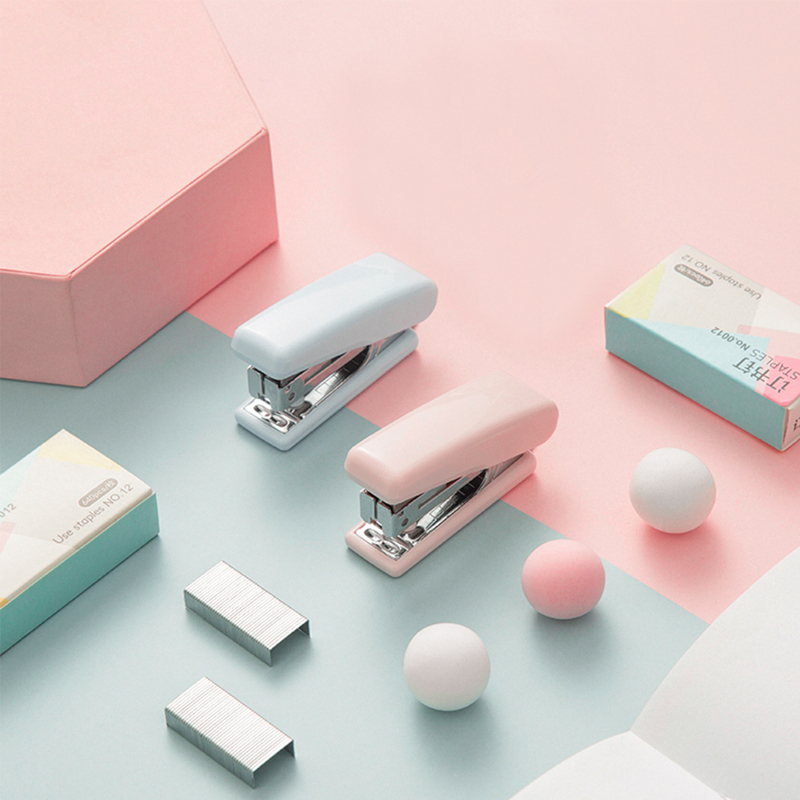 

1pc Random Color Mini Stapler Without Staples, Multicolor