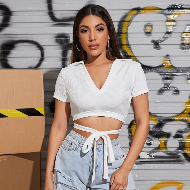 

Cutout Back Tie Hem Crop Tee, White