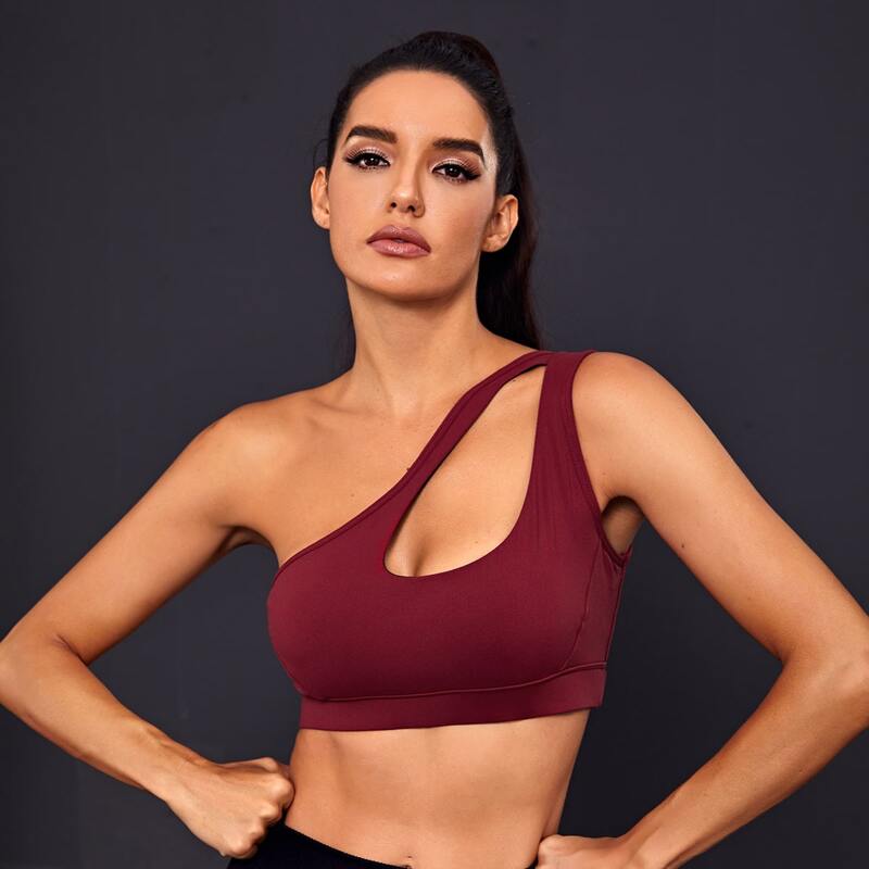 

Medium Support One Shoulder Cut Out Sports Bra, Burgundy