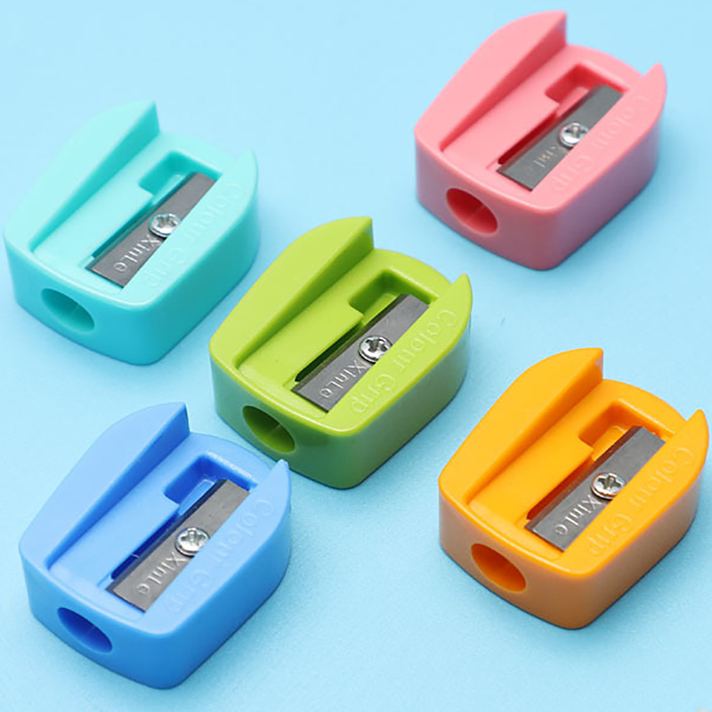 

1pc Random Mini Pencil Sharpener, Multicolor