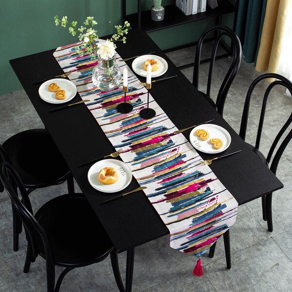 

Jacquard Pattern Tassel Table Runner, Multicolor
