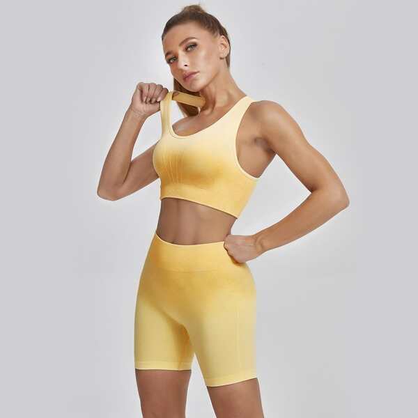 

Racer Back Cutout Sports Tank Top & Shorts Set, Multicolor