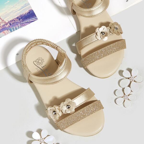 

Toddler Girls Metallic Flower Decor Sandals, Gold