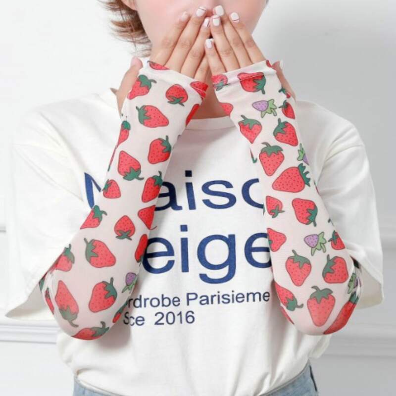 

Strawberry Pattern Fingerless Long Gloves, Multicolor