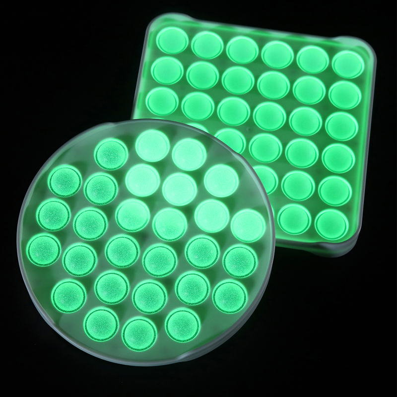 

1pc Random Geo Luminous Push Bubble Toy, Multicolor