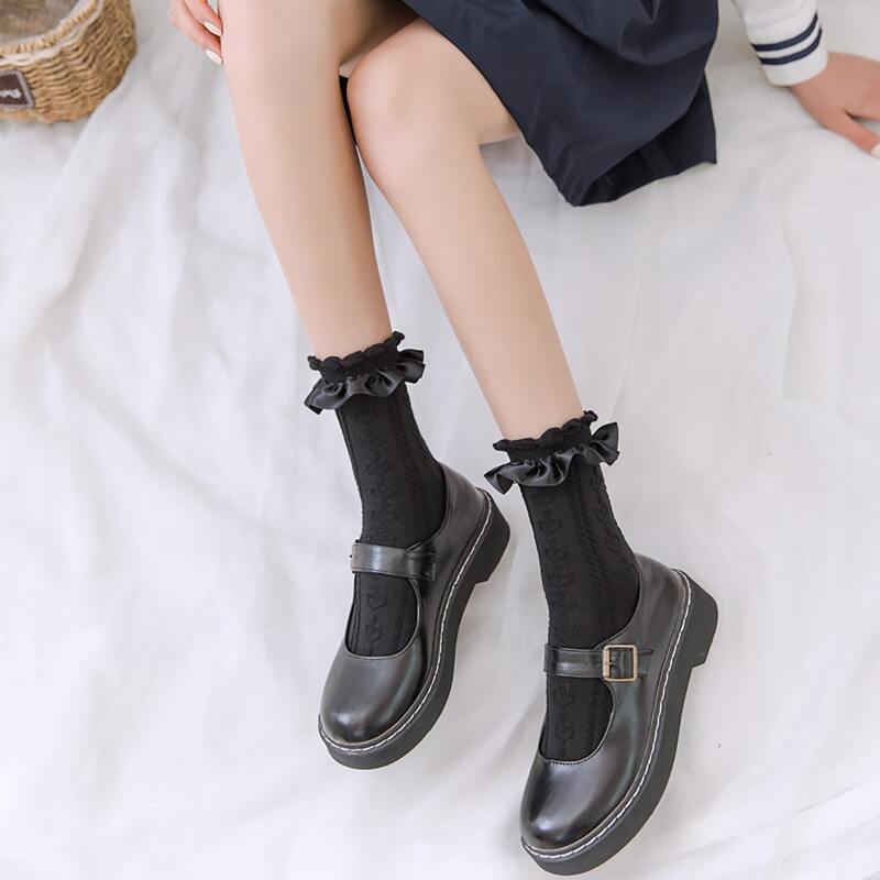 

1pair Heart Pattern Crew Socks, Black