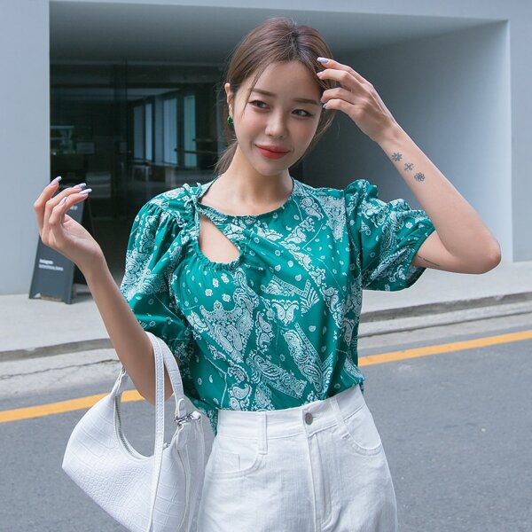 

Paisley Print Cut Out Blouse, Green