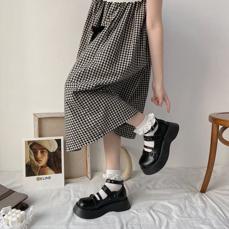 Round Toe Eyelet Wedge Mary Jane Shoes, Black