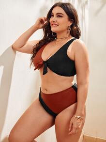 Conjunto de bikini de bloque de color con nudo adelante talla grande para playa de verano - Multicolor - Ver 3