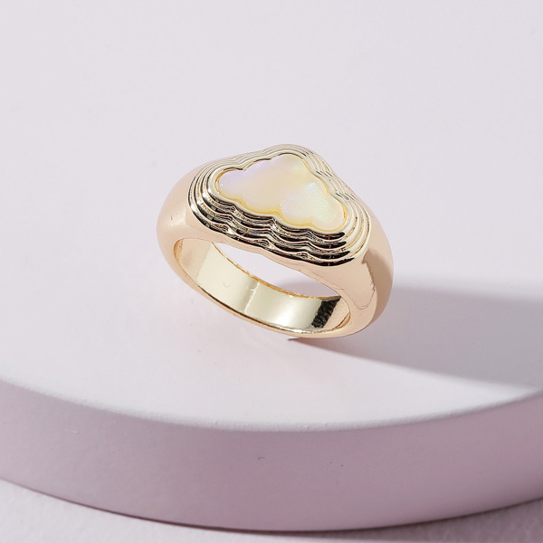 

Cloud Decor Ring, Gold
